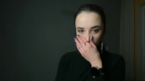 Snapshot of olivia_oliv chatting on 01.17.25 Olivia online show from 01.17.25