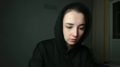 Snapshot of olivia_oliv chatting on 02.03.25 Olivia online show from 02.03.25