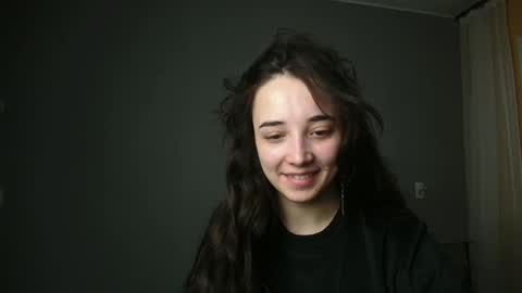 Snapshot of olivia_oliv chatting on 03.01.25 Olivia online show from 03.01.25