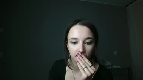 Snapshot of olivia_oliv chatting on 03.07.25 Olivia online show from 03.07.25