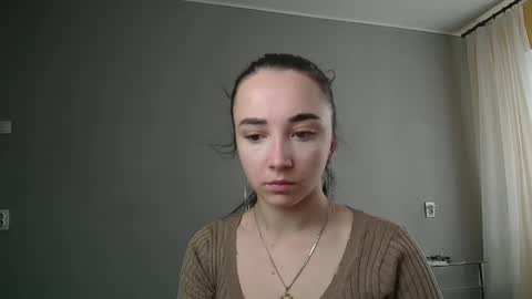 Snapshot of olivia_oliv chatting on 03.12.25 Olivia online show from 03.12.25