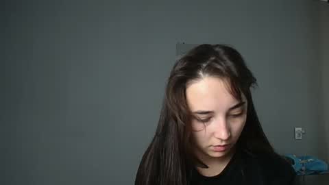 Snapshot of olivia_oliv chatting on 10.05.25 Olivia online show from 10.05.25