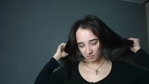 Snapshot of olivia_oliv chatting on 11.18.25 Olivia online show from 11.18.25