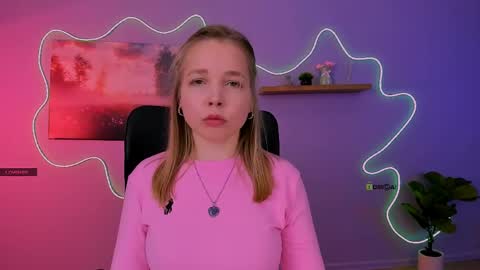 Sweet Olivia online show from 04.19.26