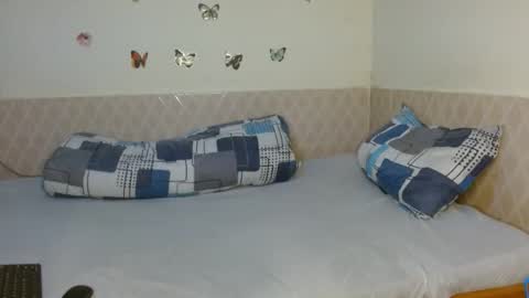 Snapshot of olivia_roxxyy chatting on 01.18.26 olivia online show from 01.18.26