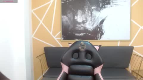 Olivia online show from 01.11.26