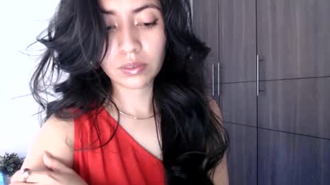 oliviaaa__ online show from 12.14.24