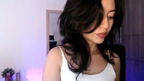 oliviaaa__ online show from 01.28.25