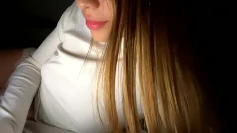 OLIV online show from 06.11.26