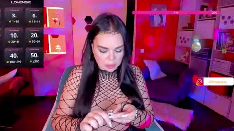 Oliviagoold online show from 10.05.25