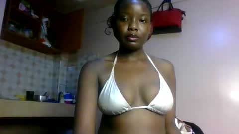 Snapshot of oliviah_1 chatting on 10.16.25 oliviah_1 online show from 10.16.25