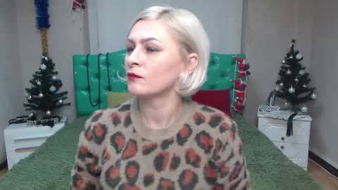 OliviaHorst online show from 12.18.24