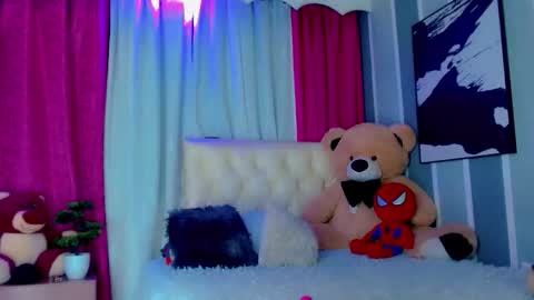 oliviahot01 online show from 02.24.26