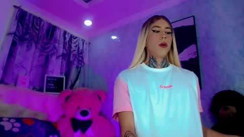 oliviahot01 online show from 06.28.26