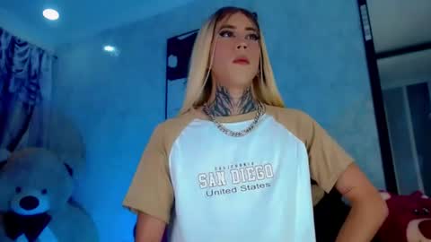 oliviahot01 online show from 07.03.26
