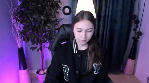 olivialangs online show from 03.06.26