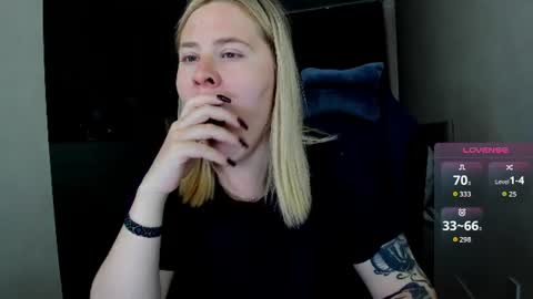 Snapshot of oliviamunk chatting on 07.20.26 . online show from 07.20.26