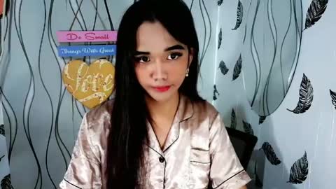 NICOLE online show from 05.10.26