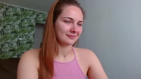 Snapshot of oliviashiny chatting on 06.26.26 Olivia online show from 06.26.26