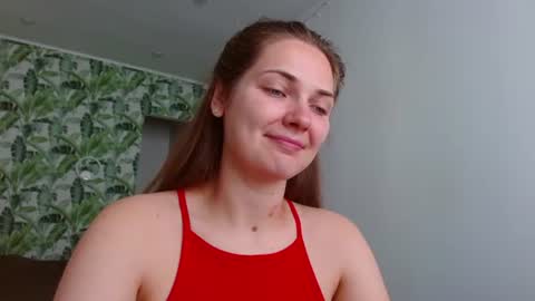 Snapshot of oliviashiny chatting on 07.05.26 Olivia online show from 07.05.26
