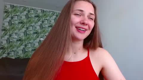 Snapshot of oliviashiny chatting on 07.23.26 Olivia online show from 07.23.26