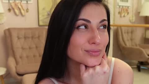 OliviaSway online show from 02.28.25