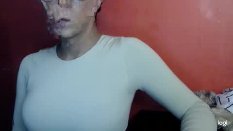 oliviazalabaria online show from 02.16.26