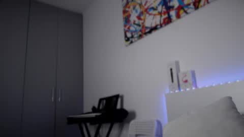 Snapshot of olivka_flower chatting on 02.13.25 Angelina Lina online show from 02.13.25