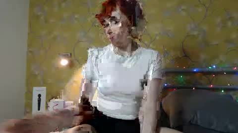 Snapshot of olivka_flower chatting on 09.18.25 Angelina Lina online show from 09.18.25