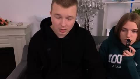 Snapshot of ollistiw chatting on 10.13.25 Olli and Stiw online show from 10.13.25