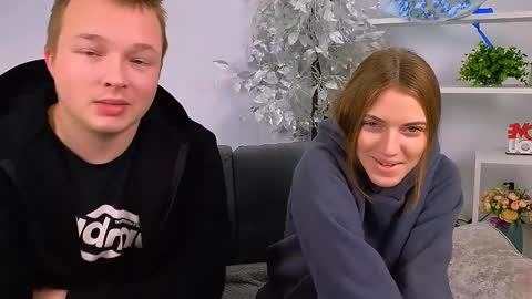 Snapshot of ollistiw chatting on 11.14.25 Olli and Stiw online show from 11.14.25