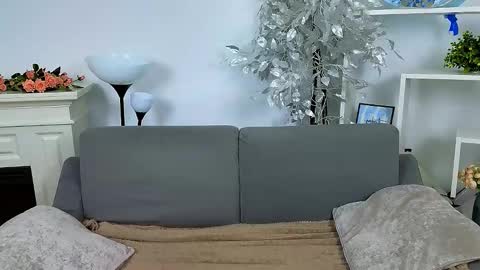 Snapshot of ollistiw chatting on 12.14.25 Olli and Stiw online show from 12.14.25