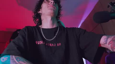     online show from 10.10.25