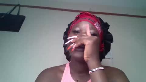 Snapshot of ollleina chatting on 04.02.26 ollleina online show from 04.02.26