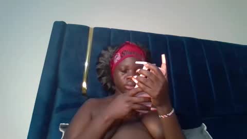 Snapshot of ollleina chatting on 04.05.26 ollleina online show from 04.05.26