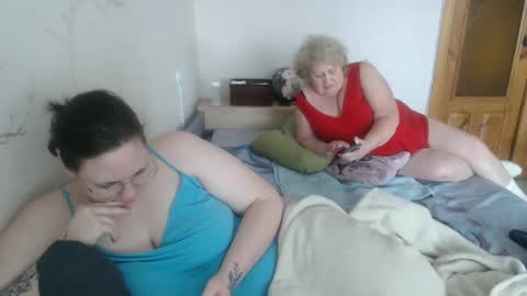 OlyaAndNetty online show from 02.20.25