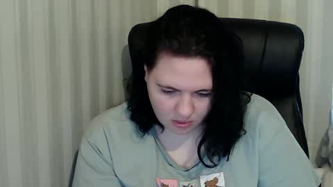 OlyaAndNetty online show from 10.20.25