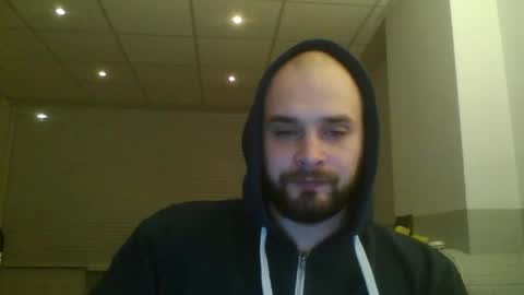 Snapshot of omgwhereim chatting on 01.06.25 omgwhereim online show from 01.06.25