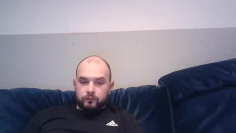 Snapshot of omgwhereim chatting on 02.05.25 omgwhereim online show from 02.05.25