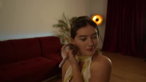    or    online show from 03.05.25