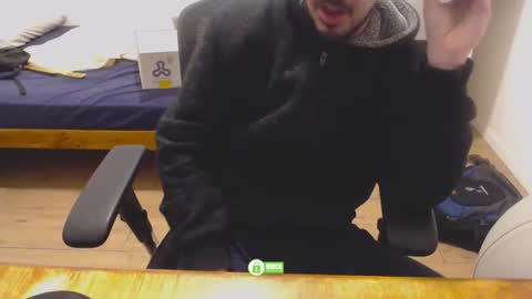 Snapshot of omisoluckyguy chatting on 02.09.25 lucky guy online show from 02.09.25