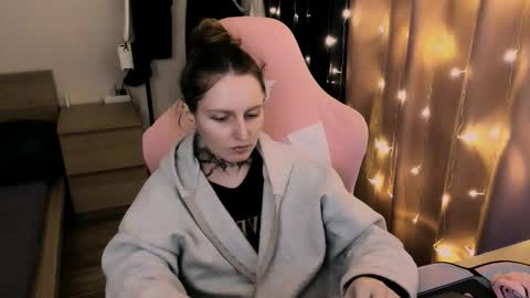 on_yxxx online show from 09.19.25