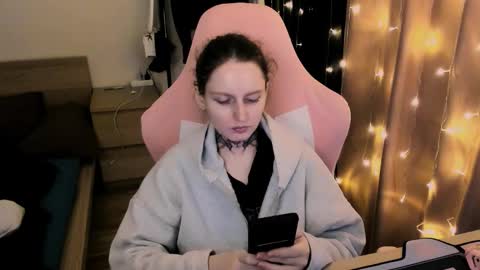 on_yxxx online show from 09.26.25