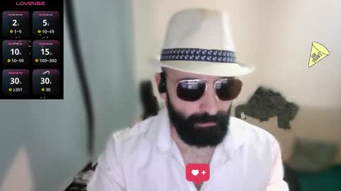 ona nisme online show from 10.26.25