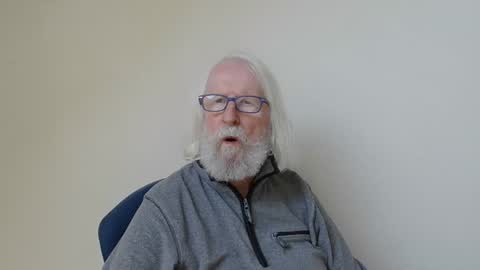 Snapshot of onanister chatting on 01.03.25 Somewhere over the rainbow online show from 01.03.25