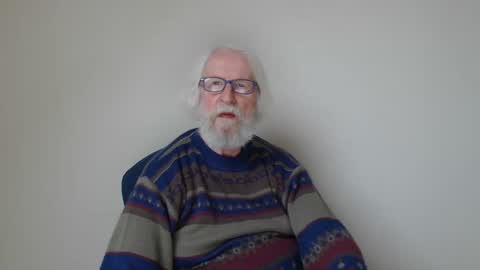 Snapshot of onanister chatting on 01.10.25 Somewhere over the rainbow online show from 01.10.25