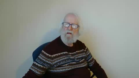 Snapshot of onanister chatting on 01.29.25 Somewhere over the rainbow online show from 01.29.25