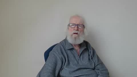 Snapshot of onanister chatting on 02.25.25 Somewhere over the rainbow online show from 02.25.25