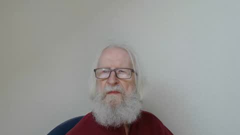 Snapshot of onanister chatting on 10.24.25 Somewhere over the rainbow online show from 10.24.25