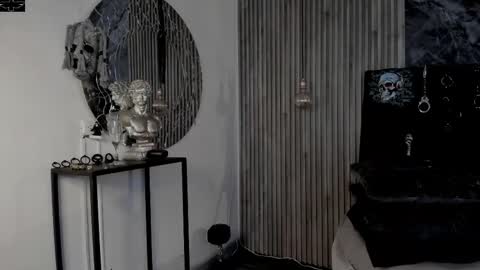 Snapshot of onceagain97_ chatting on 10.25.25 ... online show from 10.25.25